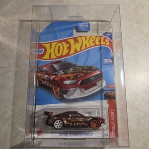 Hot Wheels Super Treasure Hunt STH Custom '18 Ford Mustang GT Die-Cast Car